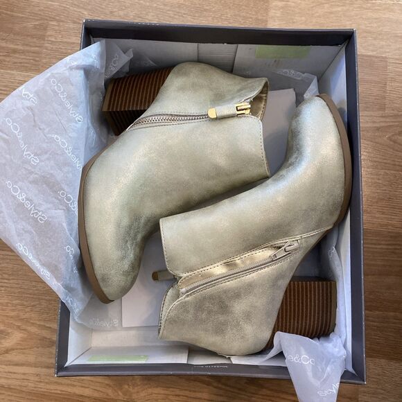 Style & Co Masrinaa Block-Heel Ankle Bootie Distressed Gold Size 7.5W NIB - Picture 5 of 13